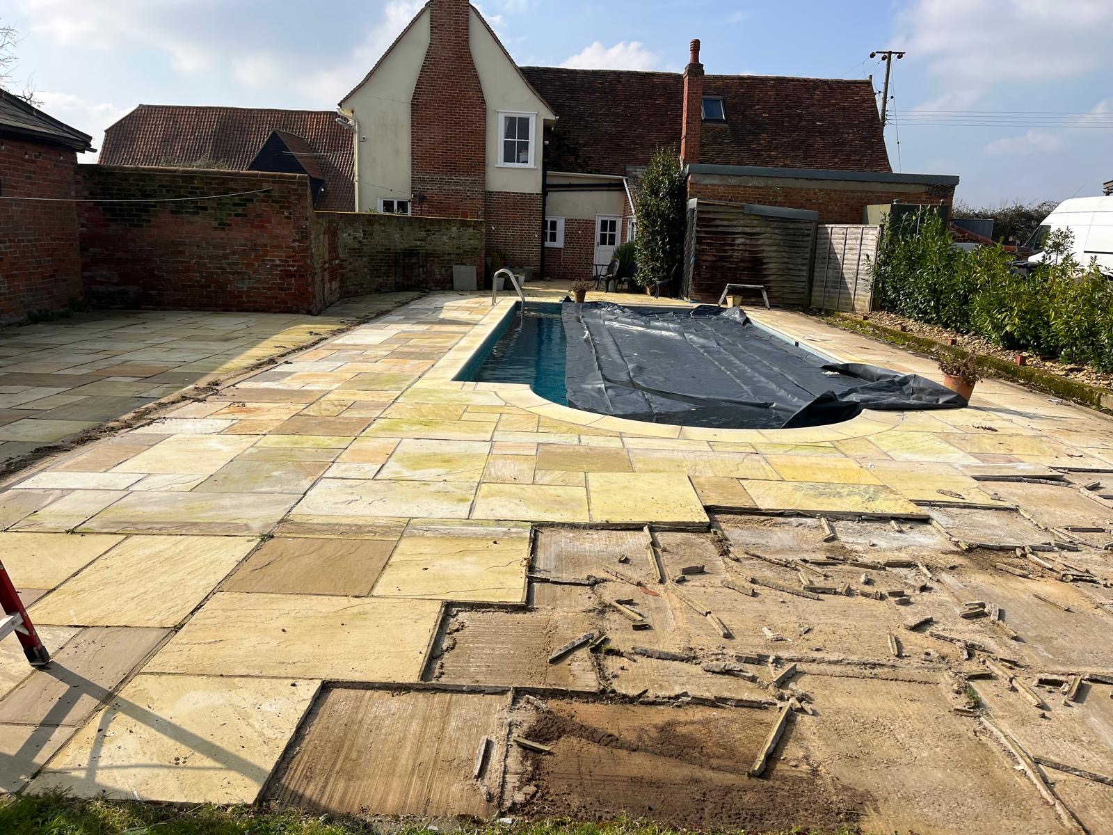 Swimming Pool Image 9